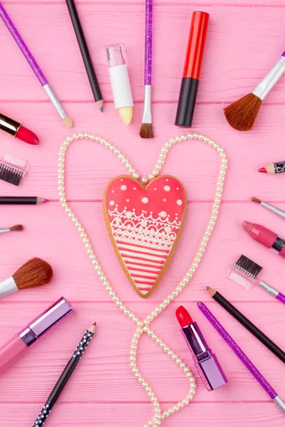 Flat lay cosmetics for Valentines Day. — Stock Photo, Image