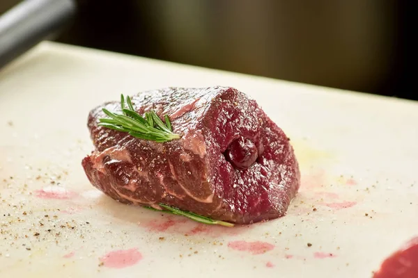 Trozo de carne cocida . — Foto de Stock