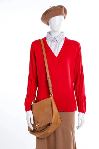 Женский свитер, сумка и юбка . — стоковое фото