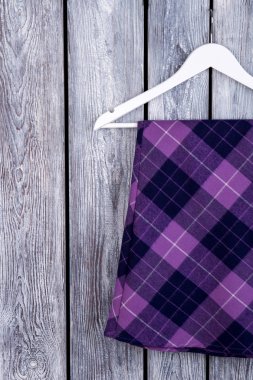 Üstten Görünüm yün mor elbise kapatın.