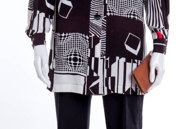 Giyinmiş mankenin vücut.