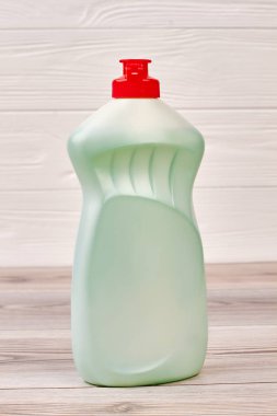 Şişe sıvı bulaşık yıkama için.
