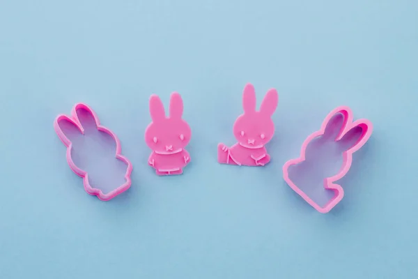 ピンクのウサギの形のシリコーン型. — ストック写真