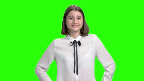 Porträtt av Tonåring söt flicka överraskande och skrattar. — Stockvideo