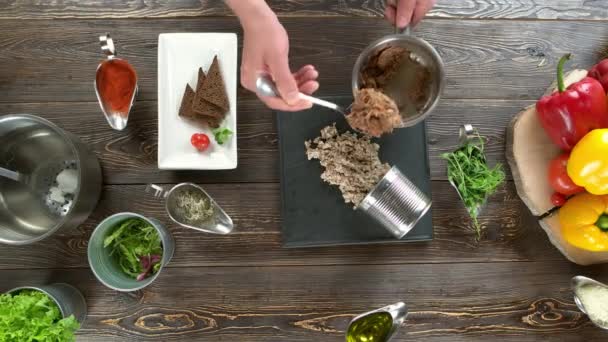 Kitchen table with ingredients. — Stock Video