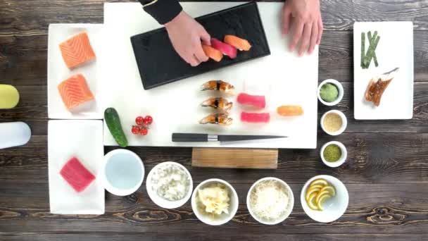 Hands of chef, sushi. — Stock Video