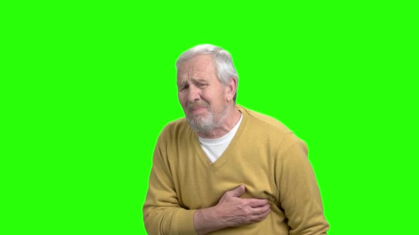 Зрелый мужчина с сердечным приступом, зеленый экран . — стоковое видео