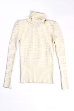 Yeni kablo Beyaz boğazlı kazak.