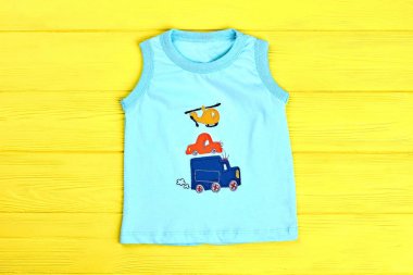 Bebek çocuk kolsuz turkuaz t-shirt.