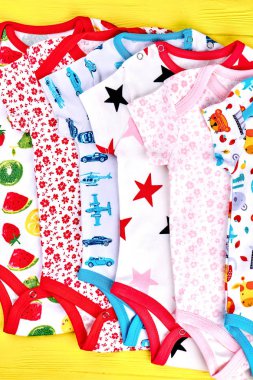 Bebekler moda tasarım yumuşak bodysuits.