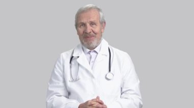 Kamera, gri arka plan söz doktor.