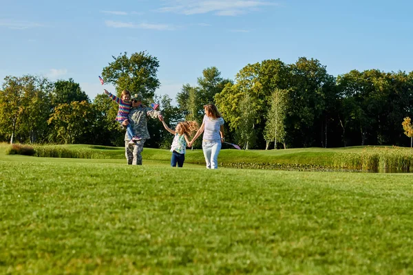 Reunion aile ile Amerikan askerinin. — Stok fotoğraf