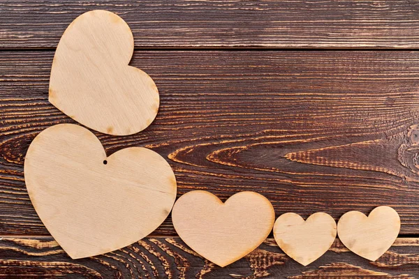 Marco de cortes en forma de corazón de madera . — Foto de Stock
