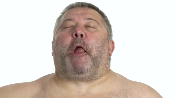 Portré kövér ember élvezi a reggelit. — Stock videók