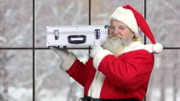 Babbo Natale detiene un sacco di soldi . — Video Stock