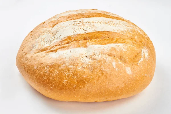 Pane fresco su sfondo bianco. — Foto Stock