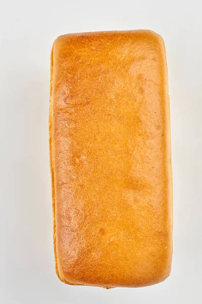 Tradiční čtvercový bochník chleba, pohled shora. — Stock fotografie