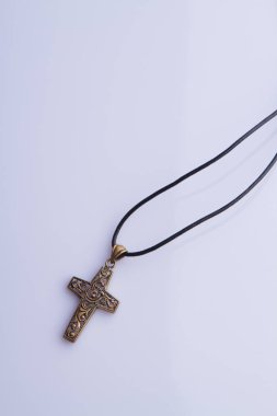 Helikopter İsa 'yla kolye.