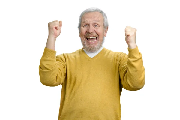 Retrato de extremamente feliz avô regozijando sucesso . — Fotografia de Stock