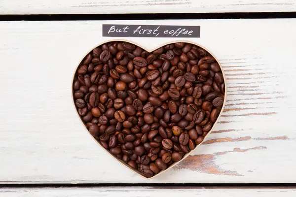 Grains de café faisant l'amour symbole . — Photo