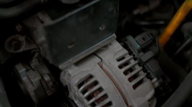 Motorlu araç detaylarını kapat.