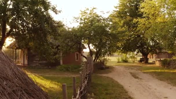 Landschaft des ländlichen Lebens. — Stockvideo