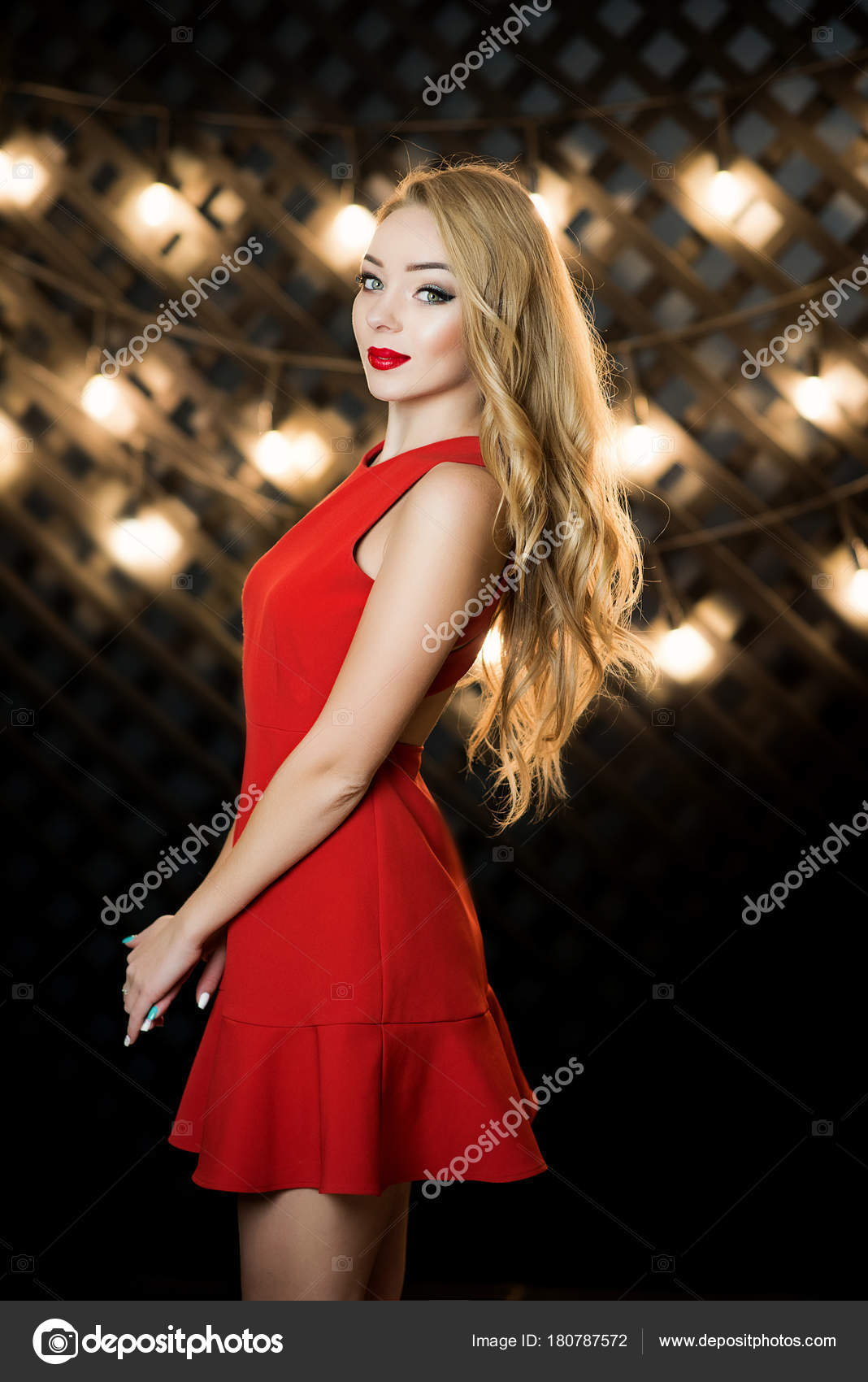 Fashion Afro American Woman in Red Dress. African Model with Afro Hairstyle  in Long Evening Gown Over Gray Background Stock Photo - Image of artistic,  elegance: 245736060
