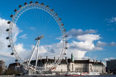 London eye Thames Nehri üzerinde