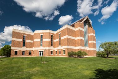 Darrell W. Krueger Kütüphanesi'nde Winona Devlet Üniversitesi