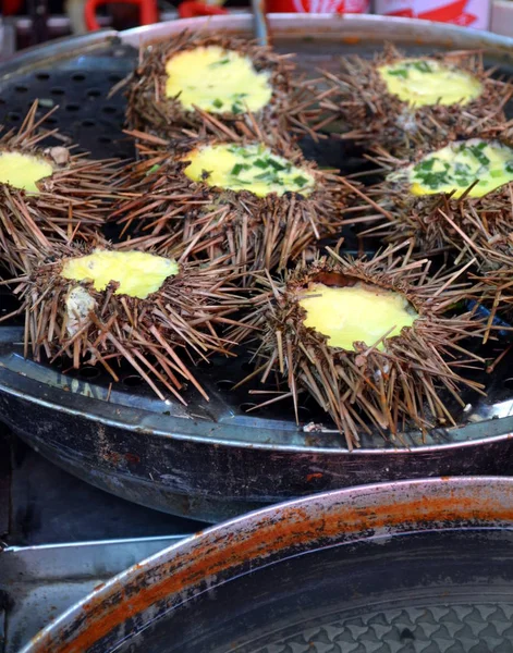 Nourriture de rue chinoise dans les Hutongs de Beijing Wangfujing Street — Photo