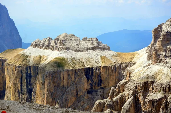 Utsikt över italienska Dolomiterna skyddas av Unesco — Stockfoto