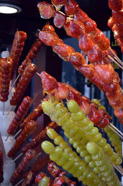 Chinesisches Street Food in den Hutongs von beijing wangfujing street china — Stockfoto