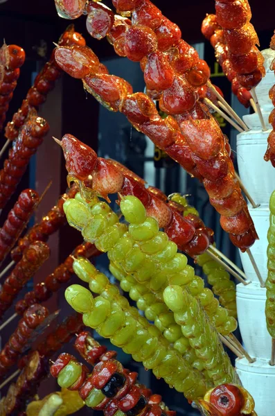 Karamellizált Gyümölcs Kínai Street Food Lakásokra Beijing Wangfujing Utca — Stock Fotó