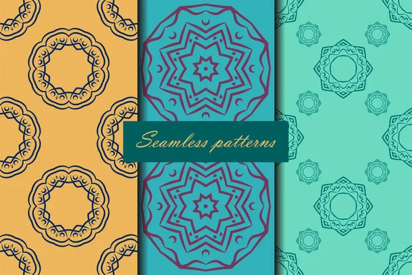 Set van drie naadloze patroon met mandala's in prachtige vintage kleuren voor uw ontwerp. Vector achtergrond — Stockvector