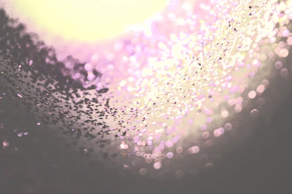 Beau fond flou avec des paillettes violettes dans des couleurs vintage — Photo