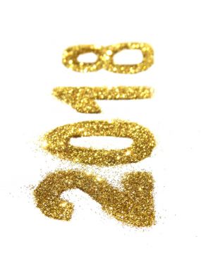 Beyaz arka plan, yeni yıl sembolü, simge tasarımınız için rakamlar 2018 of altın glitter.