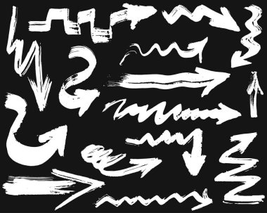 Büyük siyah arka plan üzerine elle çizilmiş suluboya beyaz oklarla ayarla