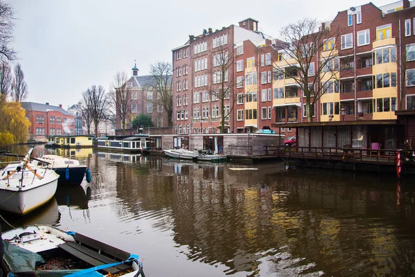 Amsterdam. Stadslandskapet. Vintersäsongen — Stockfoto