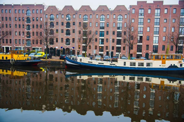 Amsterdam. Městské krajiny. Zimní sezóna — Stock fotografie