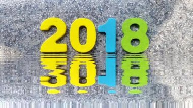 2018 water.pattern yansıtılır