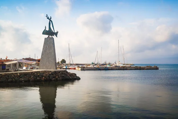 Monument of Saint Nicholas — Stock Photo, Image