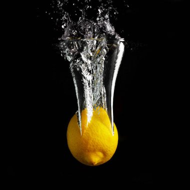 sudaki limon