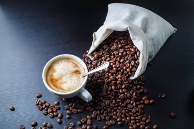 espresso ve kahve çekirdekleri