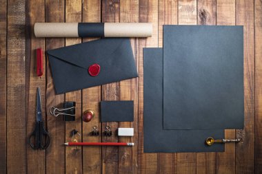 Boş kırtasiyenin fotoğrafı