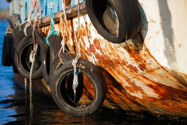 Old tires on ship — Stock Photo, Image