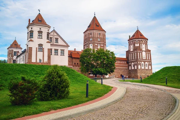 Antik Ortaçağ Kalesi