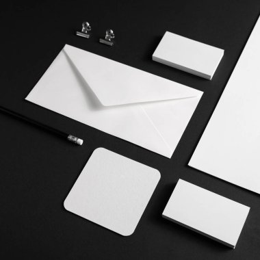 marka kimliğini mock up