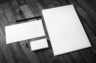 kurumsal kimlik modeli