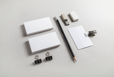 Marka kimliğini mockup