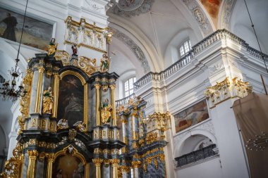 Katolik Kilisesi'nin iç